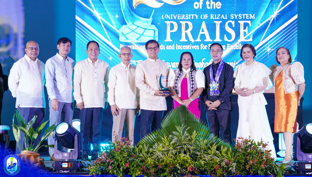 URS Tanay Celebrates Success with Two Best College Awards